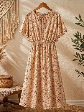 Hayden Los Angeles Beige Tan Black‎ Nude
Polka Dot Boho Lined Maxi Dress Sz 1 XL